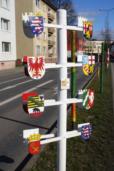 SONY DSC Foto eines gestalteten Kunstleitpfosten