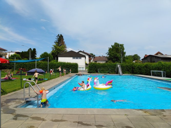 Freibad Wallernhausen