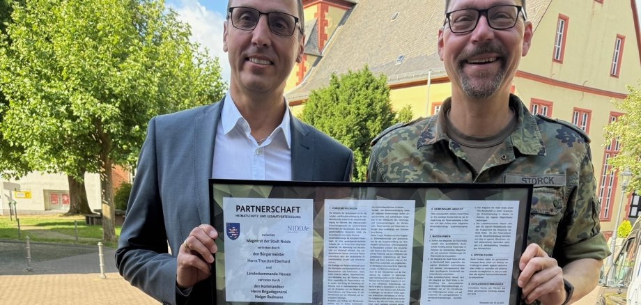 BGM Thorsten Eberhard und Oberstleutnant Christiann Storck