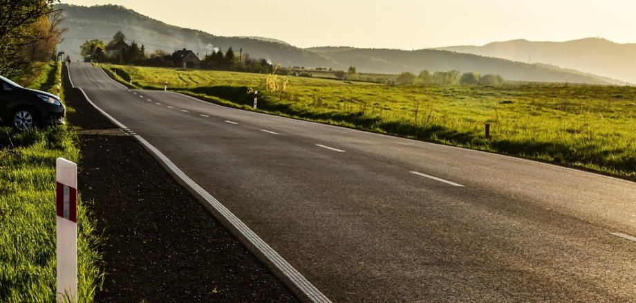 Foto einer Landstrasse