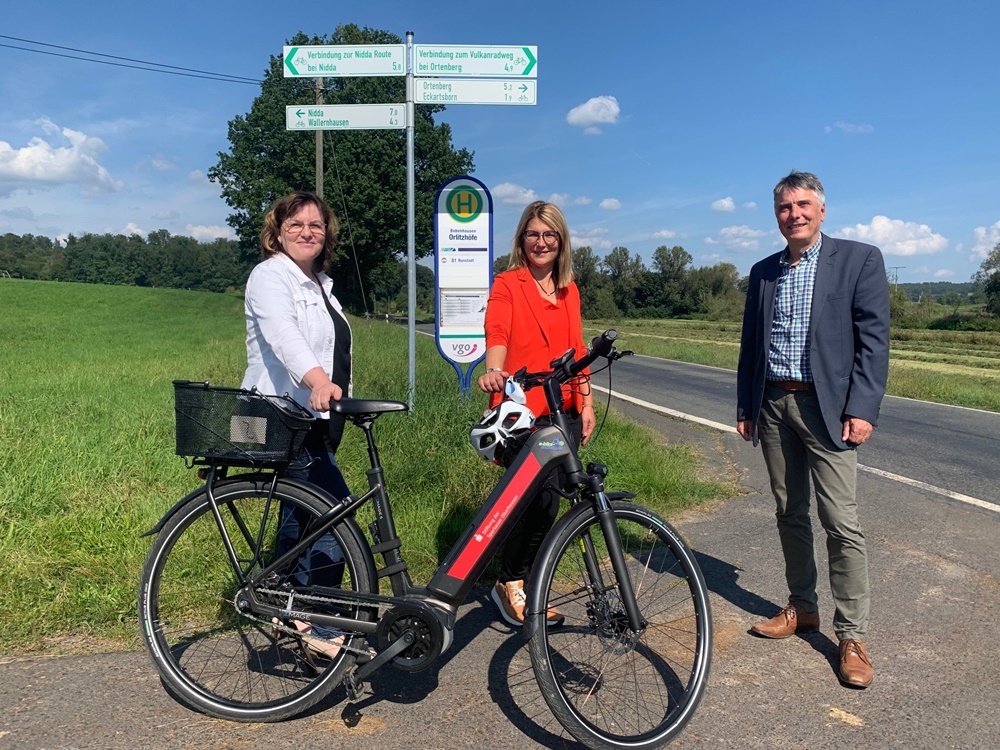 Foto von Bürgermeister Seum und Bürgermeisterinnen Pfeiffer-Pantring und Reichert Dietzel
