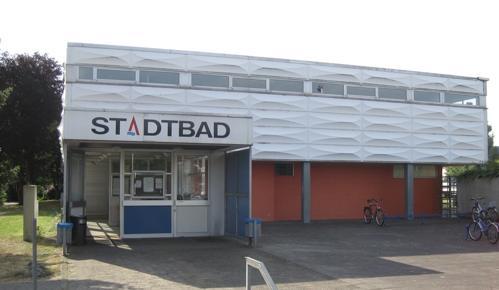 Foto altes Hallenbad