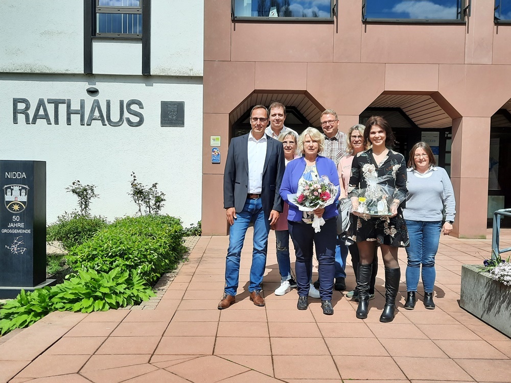 Foto vor dem Rathaus