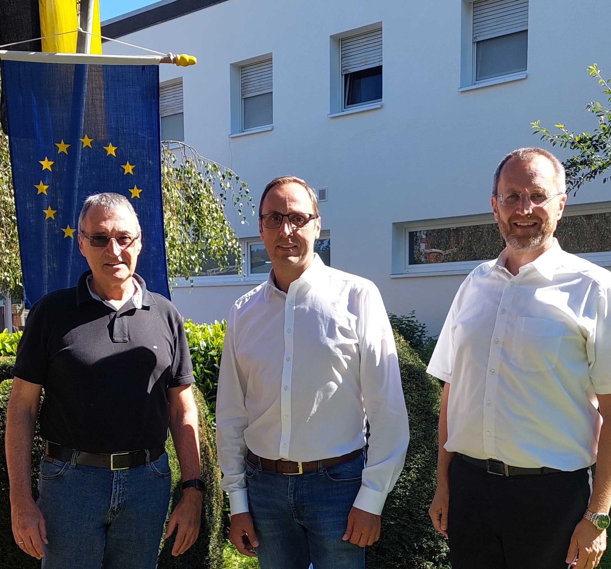 Foto Thiemig, Bürgermeister Nidda und N. Mai