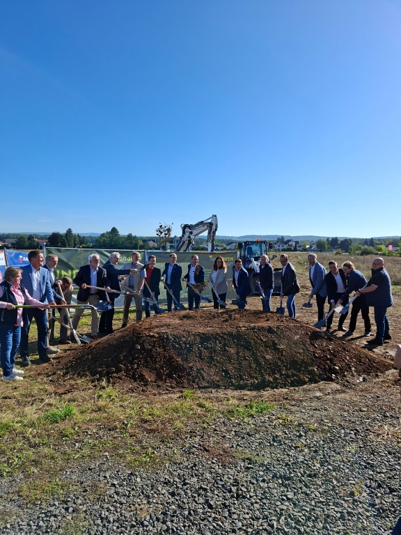 Foto Symbolischer Spatenstich iGO GREEN