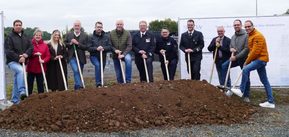 Foto Symbolischer Spatenstich